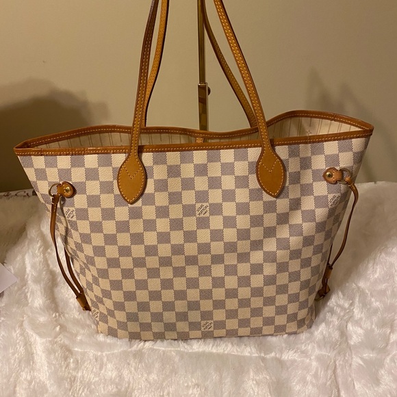 Neverfull Azur MM size Authentic - Picture 7 of 16